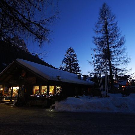 Camping Catinaccio Rosengarten Pozza di Fassa Εξωτερικό φωτογραφία